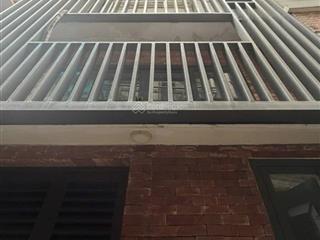 Siêu phẩm chdv huỳnh văn bánh phú nhuận  dòng tiền 28 triệu/tháng  4 tầng btct full nội thất