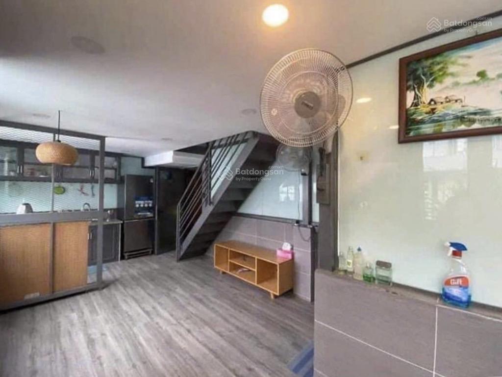 Siêu phẩm chdv huỳnh văn bánh phú nhuận  dòng tiền 28 triệu/tháng  4 tầng btct full nội thất