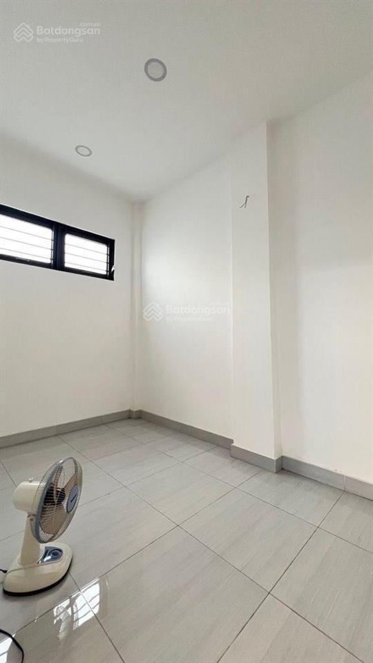 Tân phú giáp tân bình  nhà mới vào ở ngay  căn góc 2 mặt tiền  oto ngủ trong nhà