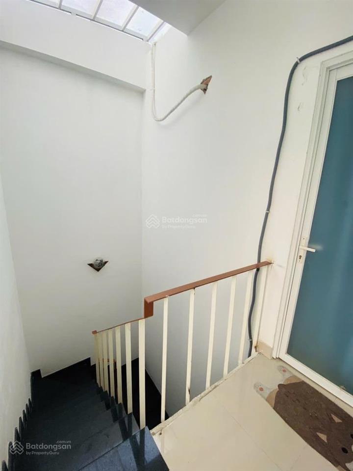 Trung tâm quận 10  hẻm xe hơi đậu cửa  4 tầng btct  đang có 8p cho thuê thu nhập 45 triệu/tháng