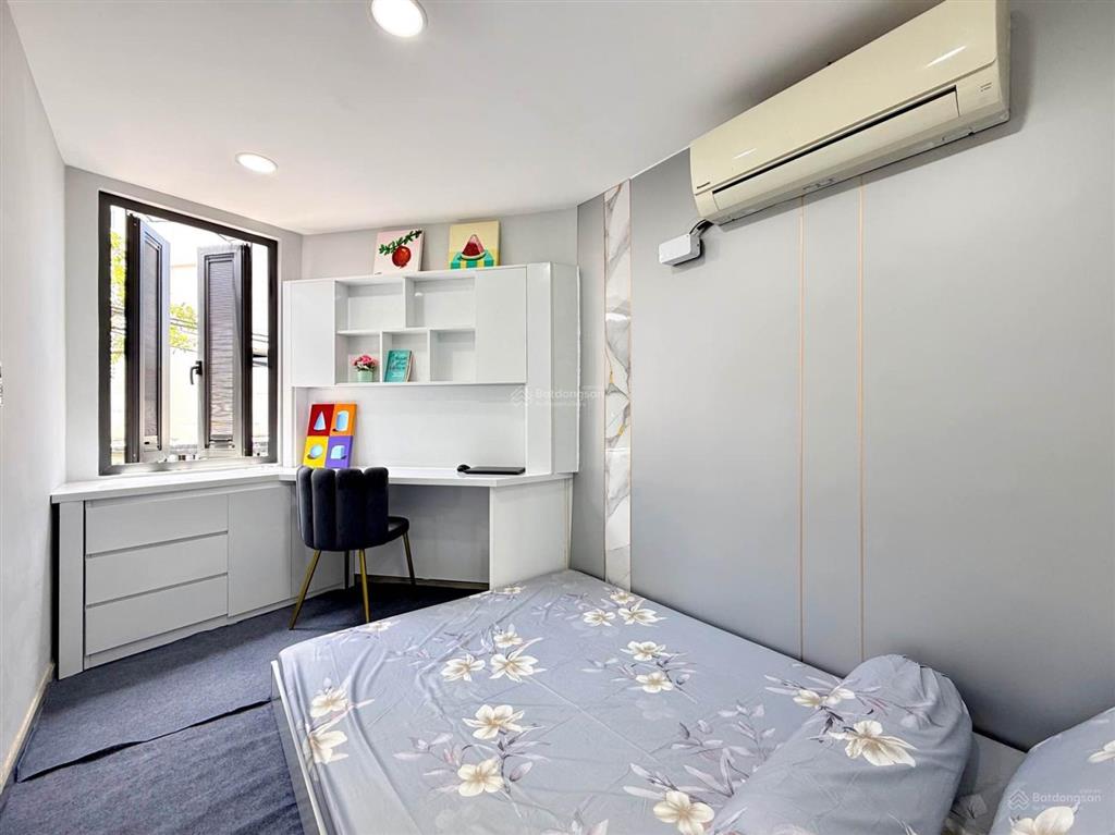 Cực hiếm  siêu mặt tiền vừa ở vừa kinh doanh phú nhuận  3 tầng  2pn 2wc mới đẹp ở ngay