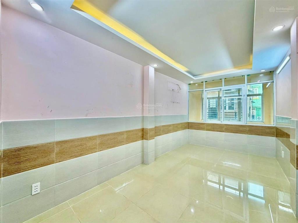 Cực hiếm  phan đình phùng  trường sa  phú nhuận  hẻm thông  4 tầng  5.x tỷ