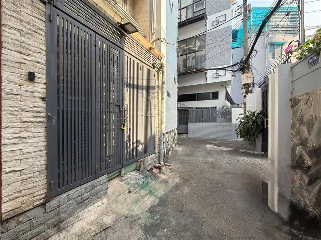 Nhà nhỏ khó tìm  phú nhuận  hẻm trải nhựa  cô bắc  sàn btct dtsd 56m2  3 pn 2 wc  3.4 tỷ