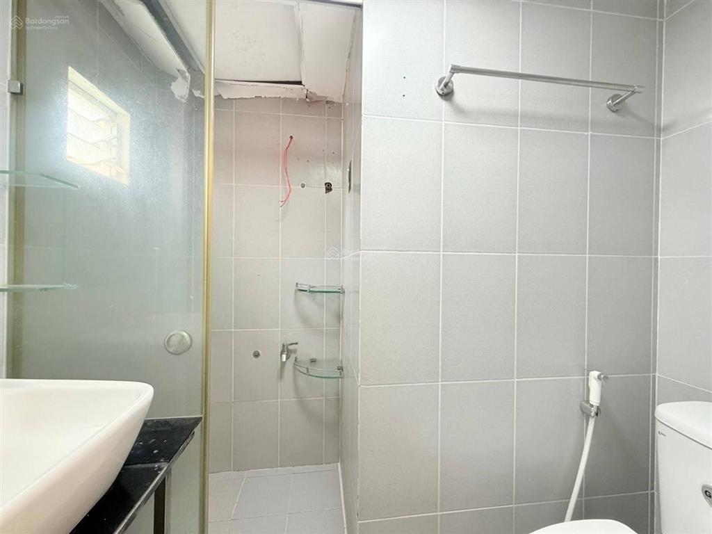 Nhà nhỏ khó tìm  phú nhuận  hẻm trải nhựa  cô bắc  sàn btct dtsd 56m2  3 pn 2 wc  3.4 tỷ