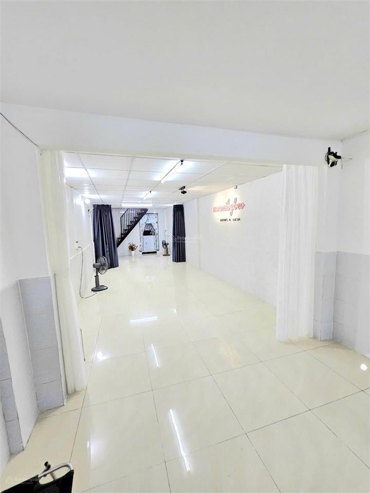 Hiếm  mặt tiền thụt huỳnh văn bánh  phú nhuận  59m2 sổ nở hậu tài lộc  2 tầng  chỉ 7.7 tỷ