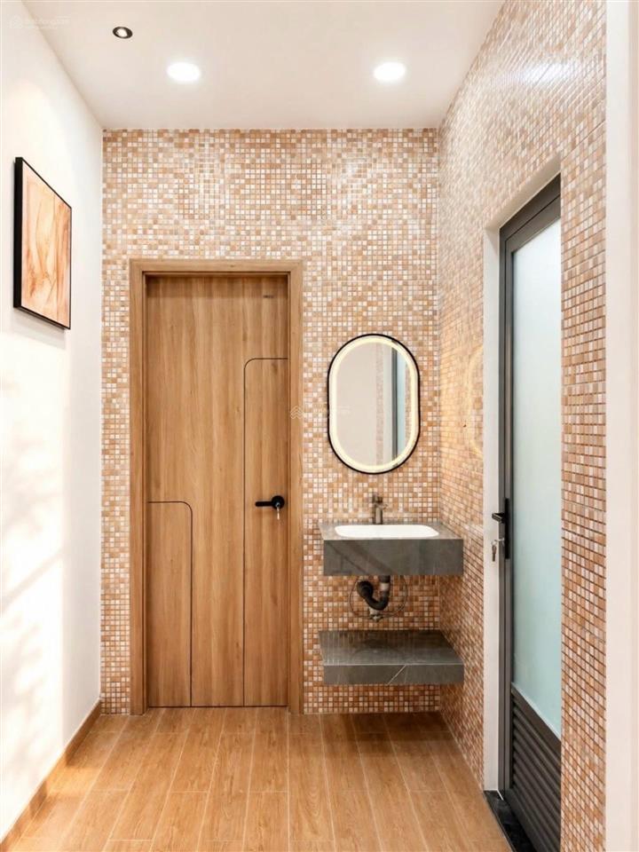 Siêu phẩm phố ẩm thực phan xích long  phú nhuận  42m2 sổ a4  6.28 tỷ  hxh