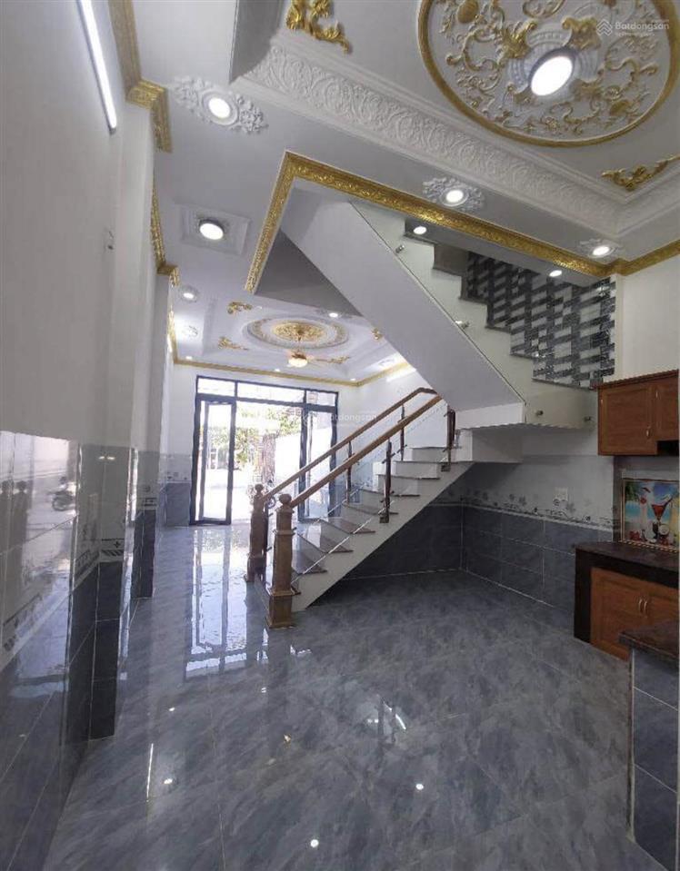 Nhà đẹp tân hóa, p14, q6, giá tốt 1,940 tỷ, sổ hồng riêng, đường rộng xe hơi qua lại