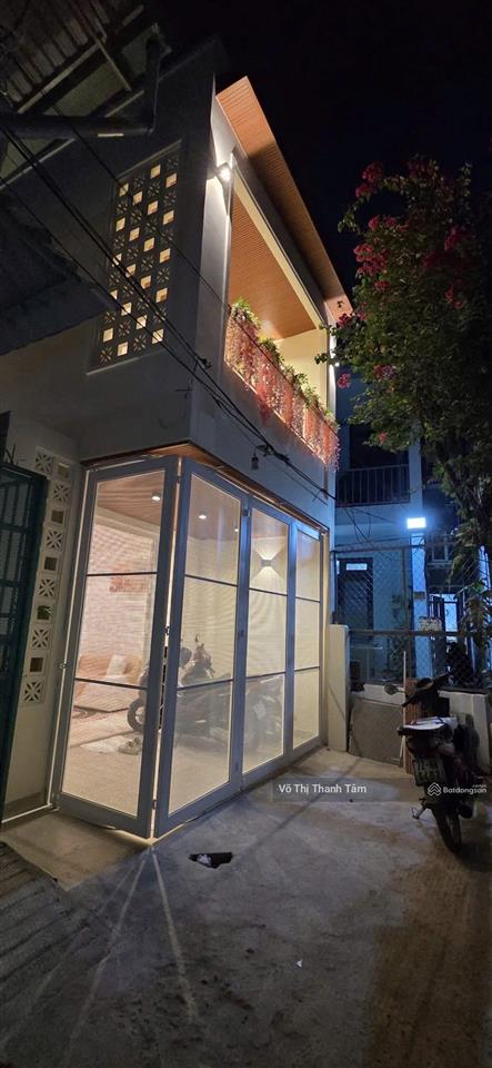 **nhà mới "keng" full nội thất dọn vào ở ngay trung tâm quận 7.hẻm 128 huỳnh tấn phát,tân thuận tây