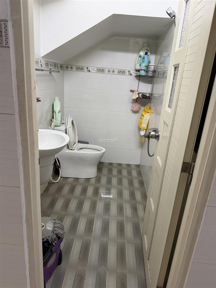 Bán nhà riêng tại a32/8 ấp 1, quốc lộ 50, 6 tỷ, 100m2