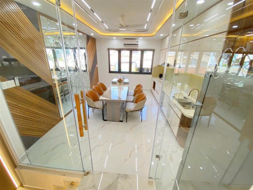 Nhà mới shr có thang máy  full nội thất  1/ đường lê trọng tấn giáp aeon mall tân phú