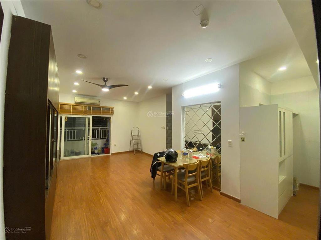 Cho thuê căn 81m2, có 3p ngủ,2wc, nội thất  c/c miếu nổi giá 14tr/th