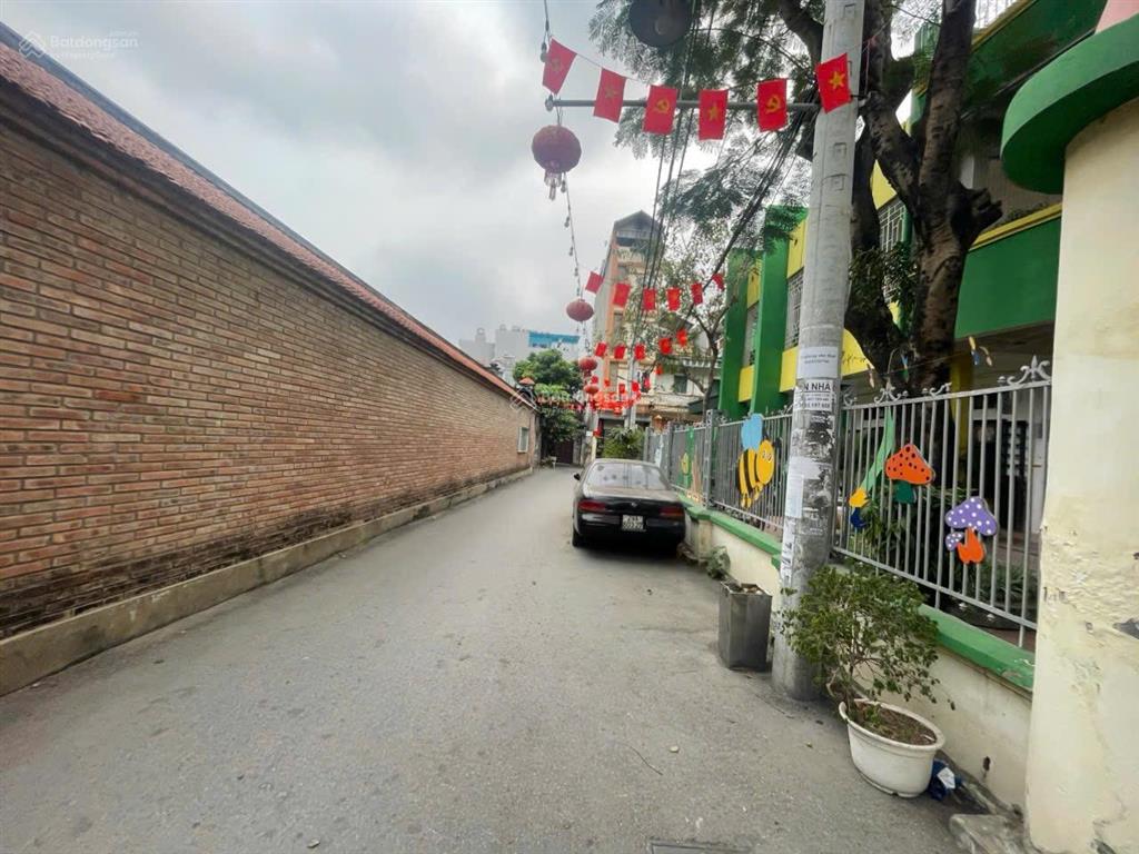 Hoa hậu vạn phúc, hà đông 50m2 * 4 tầng * giá 8,1 tỷ. ô tô. kinh doanh