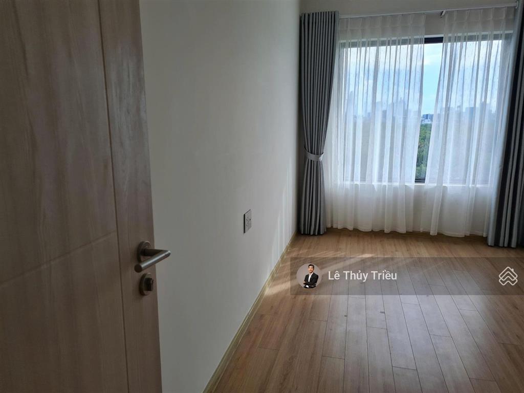 New city thủ thiêm 1 phòng ngủ51m2nội thất cơ bản giá thuê chỉ 13,5 triệu/tháng
