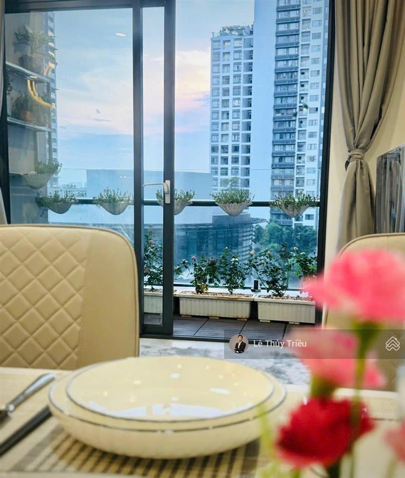 Cho thuê new city thủ thiêm 2 phòng ngủ  full nội thất  ban công nội khu cây xanh giá 17,5tr