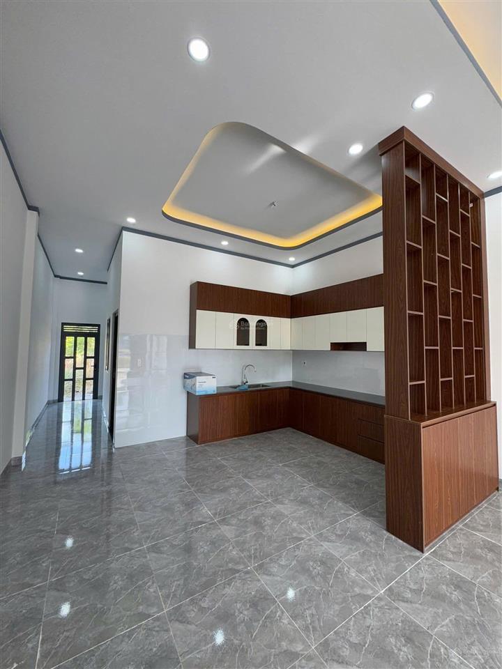 Chỉ từ 960 triệu sở hữu ngay nhà 1 trệt 1 lầu cách kcn vship3 200m. shr  vào ở ngay