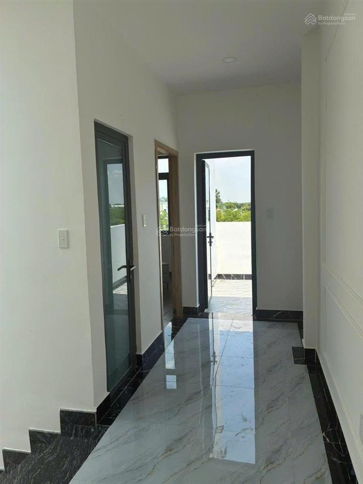 Chỉ 590 triệu sở hữu ngay nhà sổ sẵn ngay vsip3. cho thuê 8tr/tháng.