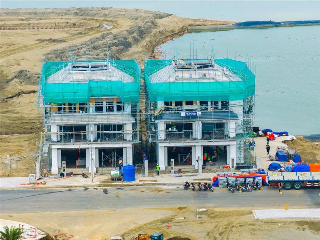 Gấp, hót căn đơn lập góc, giá tốt vịnh ngọc  0935 448 ***