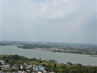 Gấp, cần bán 2pn góc the beverly view sông  chỉ 4,950 tỷ, xem nhà  ***