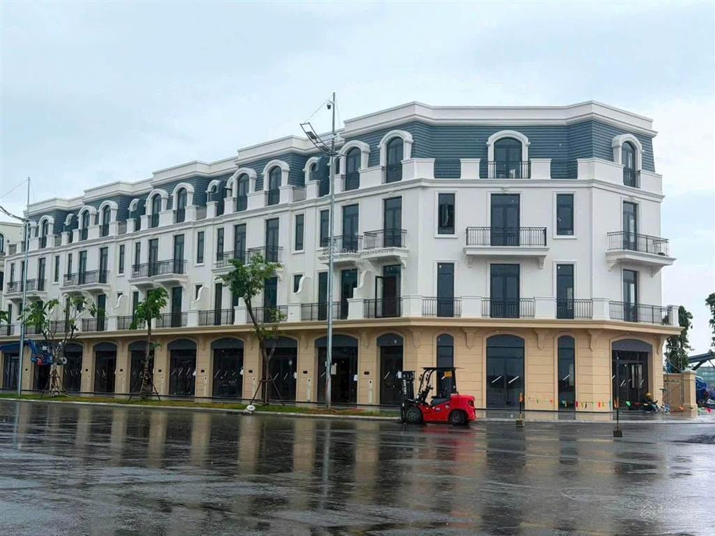 Hót, cần bán nhà phố vịnh tiên sx30, vị trí cực đẹp và giá tốt, gần nhà hát, bãi tắm  0935 448 ***