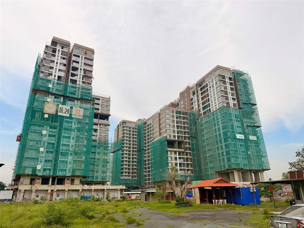 Chính chủ cần bán siêu phẩm 1pn layout a2 diện tích 48m2 tháp b