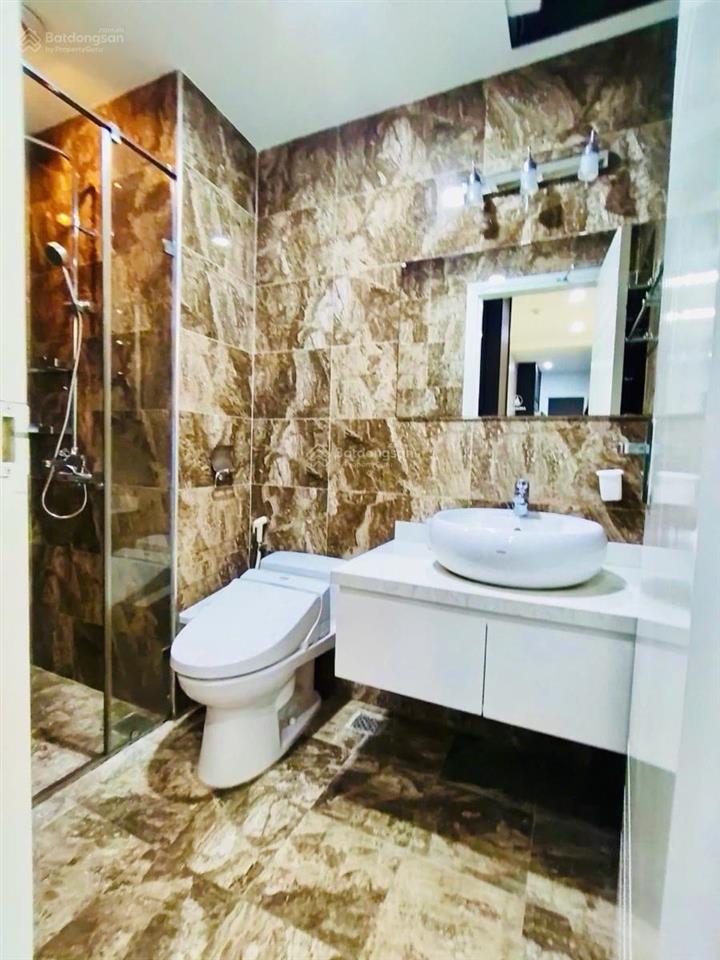 Giảm chào căn hộ chung cư, mặt đường vạn phúc. đầy đủ tiện nghi, gần trường học, bưu điện.
