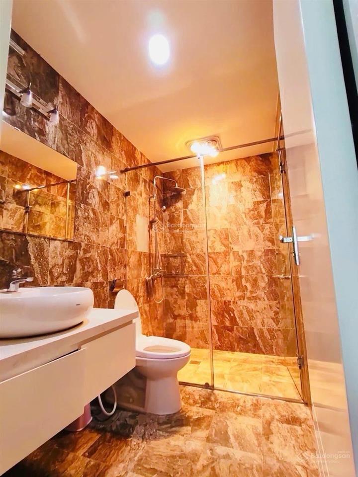 Giảm chào căn hộ chung cư, mặt đường vạn phúc. đầy đủ tiện nghi, gần trường học, bưu điện.