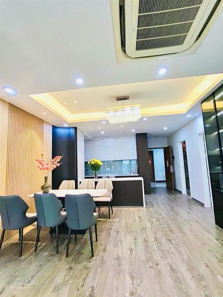 Giảm chào căn hộ chung cư, mặt đường vạn phúc. đầy đủ tiện nghi, gần trường học, bưu điện.
