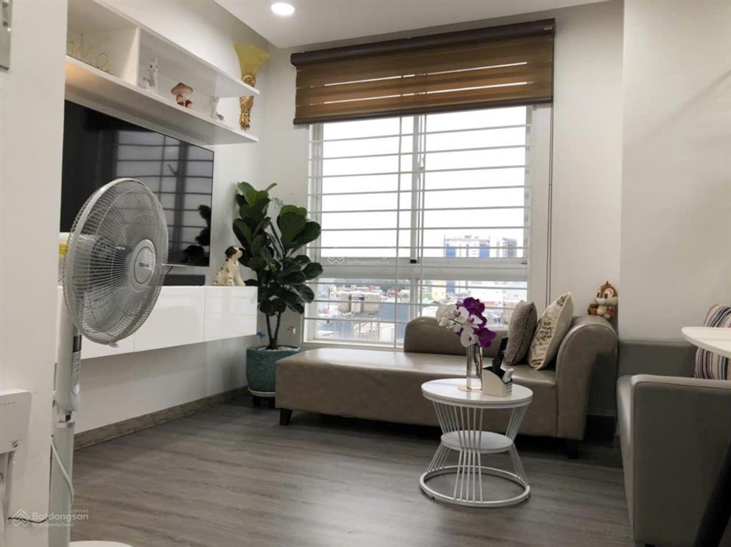 Bán cc ngô gia tự, quận 10, thang máy, 2,8 tỷ, 60m2, 2pn.