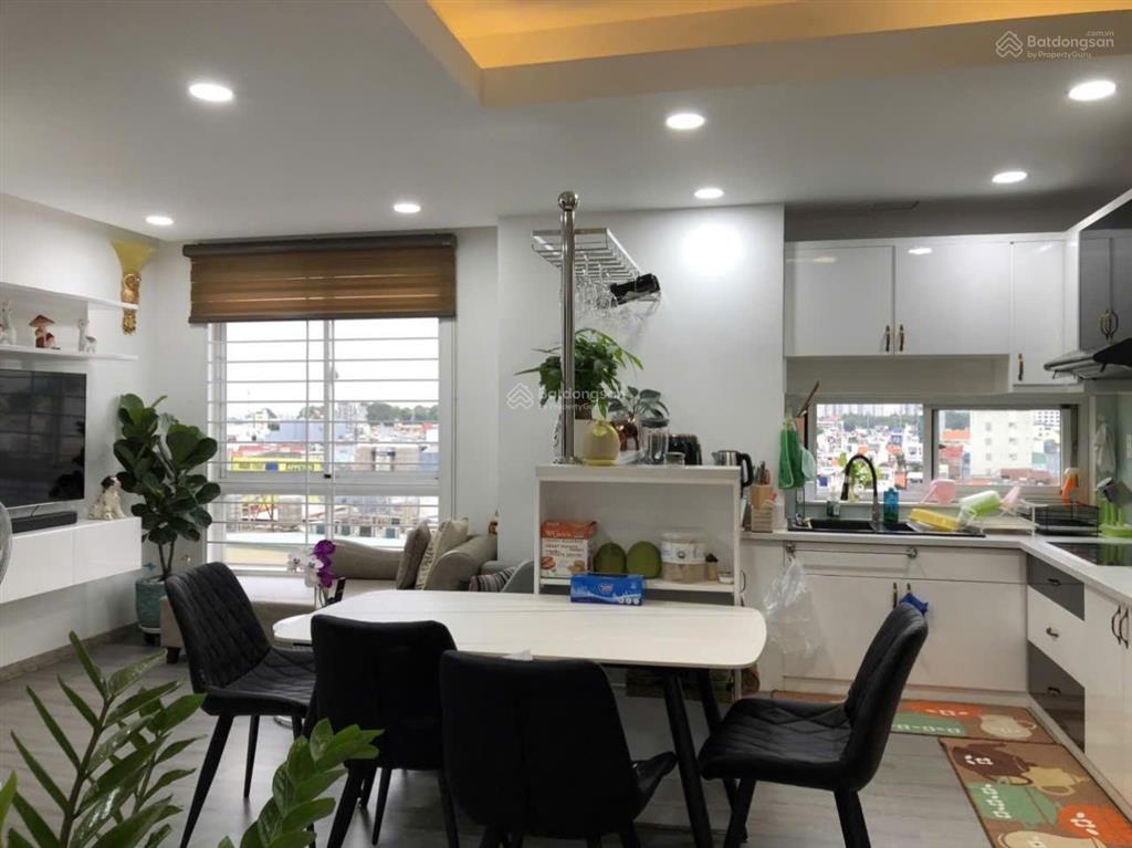Bán cc ngô gia tự, quận 10, thang máy, 2,8 tỷ, 60m2, 2pn.