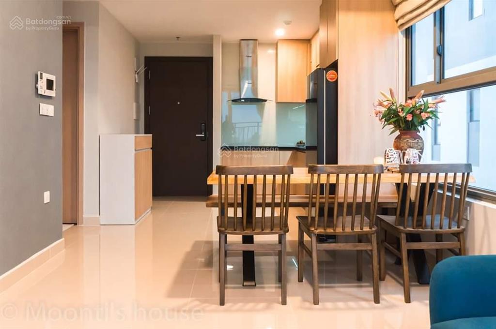 Bán cc orient apartment, quận 4, 75m2, 2pn, 2wc, view sông, hiếm có, sổ hồng.
