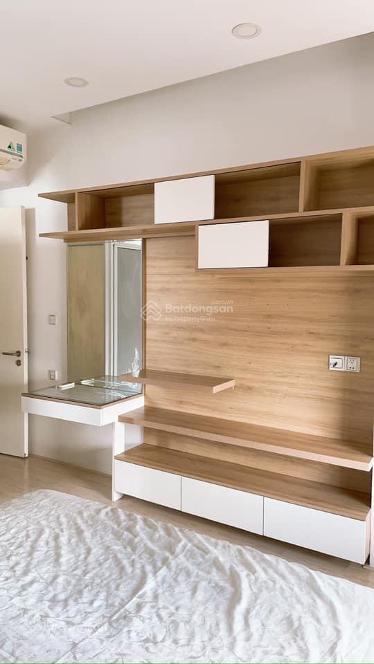 Bán căn hộ thế hệ mới, quận 1, 85m2, 2pn, view sông, 6.3 tỷ, sổ hồng
