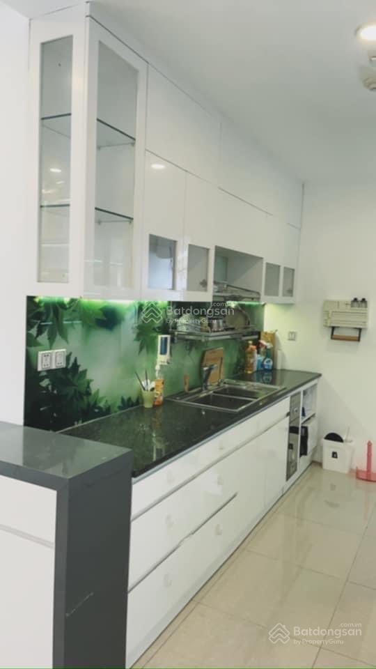 Bán căn hộ thế hệ mới, quận 1, 85m2, 2pn, view sông, 6.3 tỷ, sổ hồng