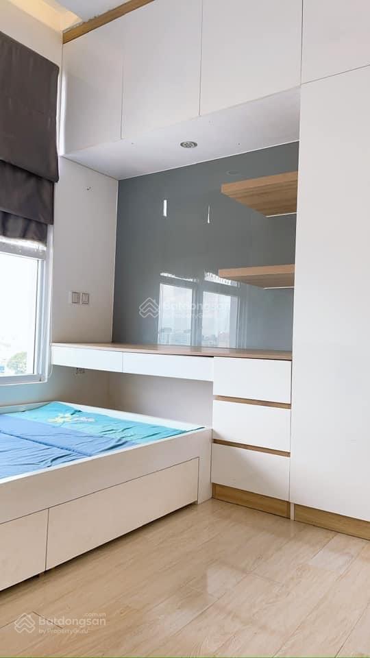 Bán căn hộ thế hệ mới, quận 1, 85m2, 2pn, view sông, 6.3 tỷ, sổ hồng
