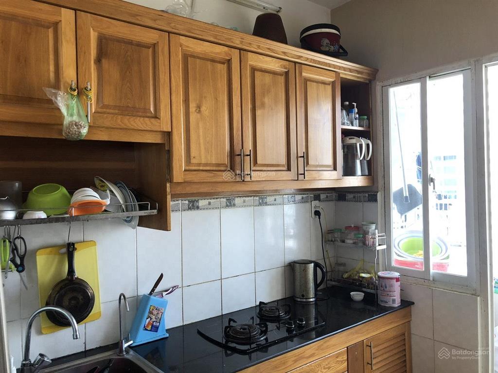 Bán căn hộ chung cư lê thị riêng, quận 10, 60m2, 2pn, 3,1 tỷ, sổ hồng.