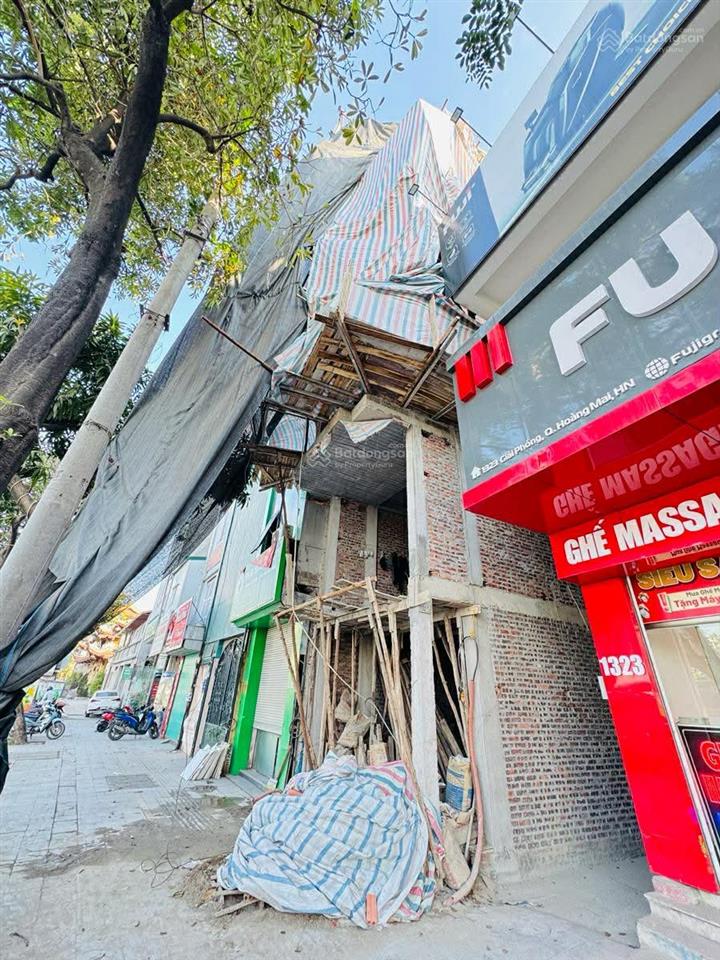 Bán mặt phố giải phóng hoàng mai 20mx4t mt 4.2m 5tỷ cho thuê 15tr/th bến xe giáp bát nước ngầm sđcc