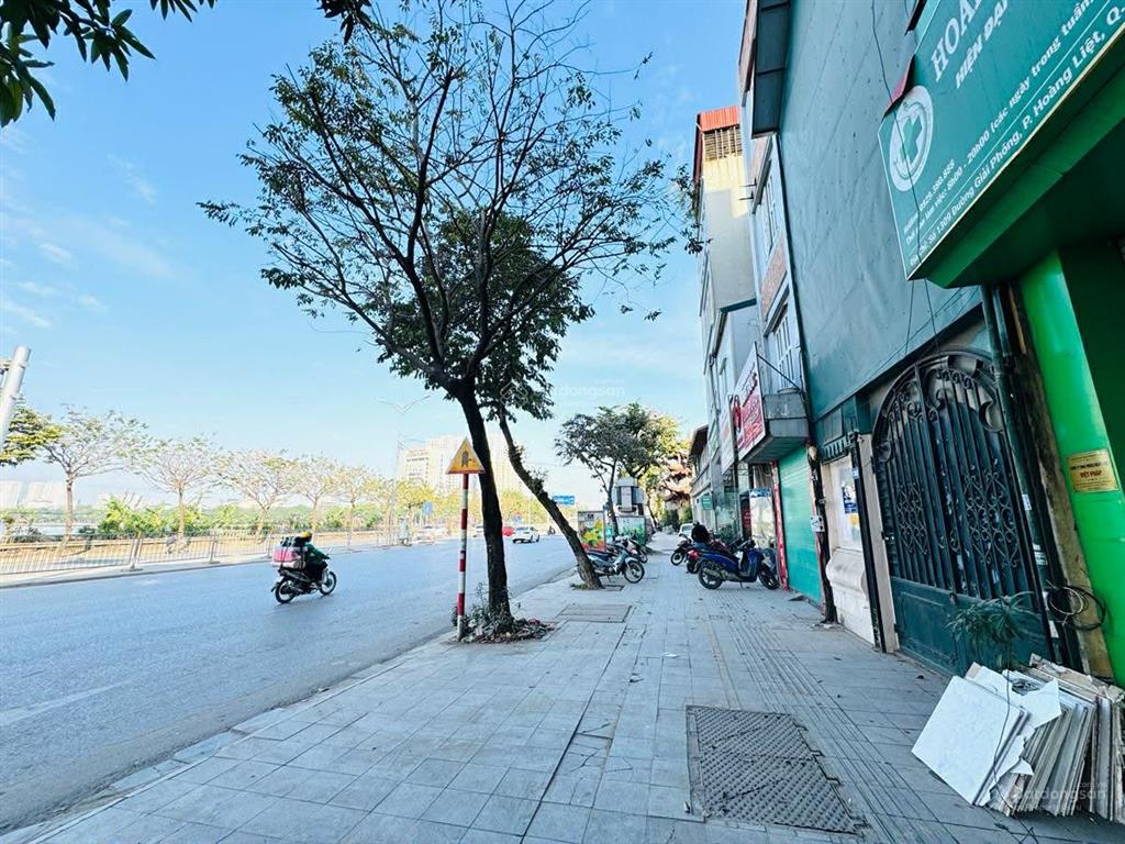 Bán mặt phố giải phóng hoàng mai 20mx4t mt 4.2m 5tỷ cho thuê 15tr/th bến xe giáp bát nước ngầm sđcc