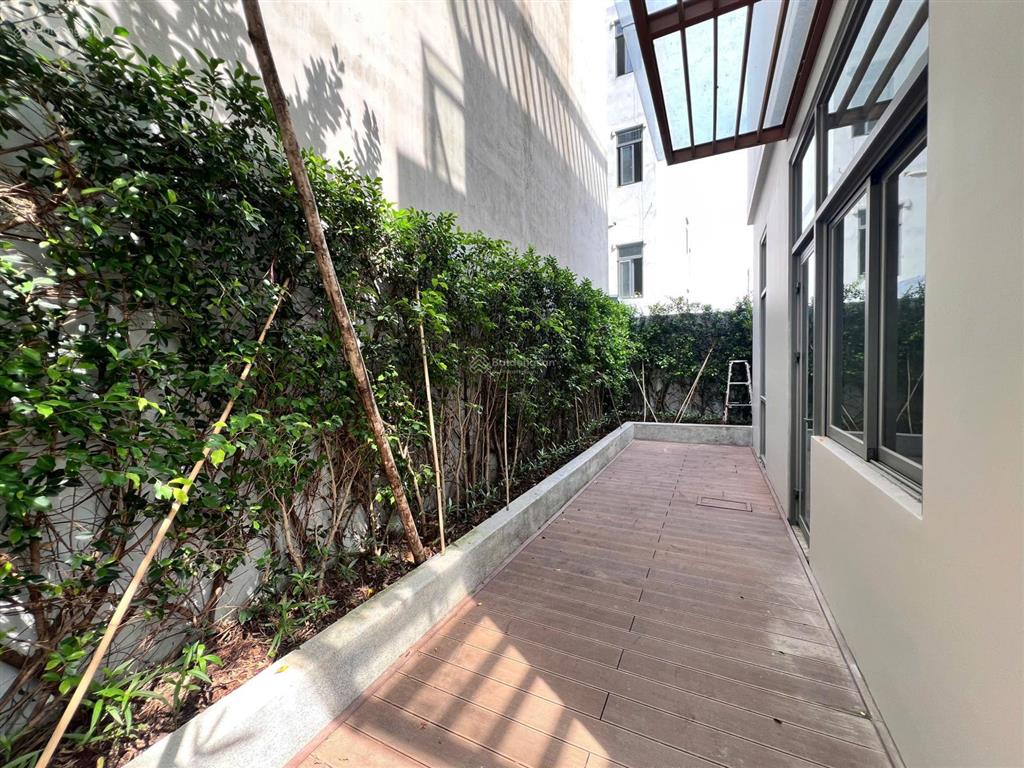 Phiên bản giới hạn 1 căn biệt thự sân vườn siêu vip urban green, nhận nhà ở giá 30 tỷ 10x20m