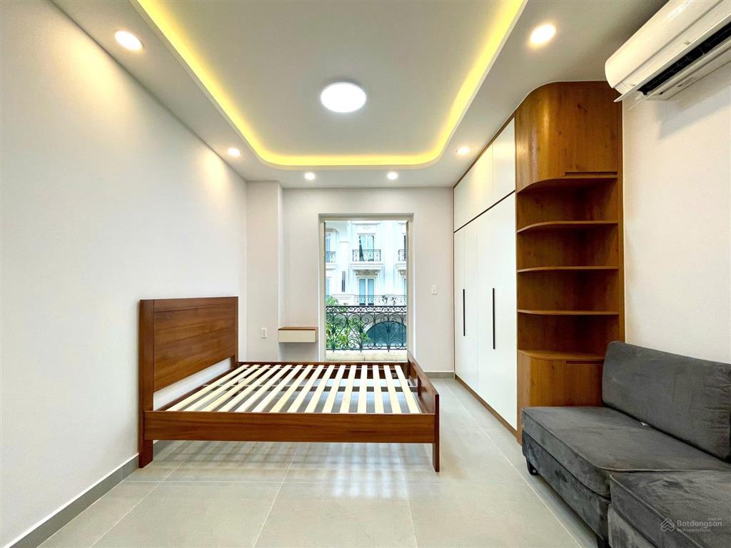 Căn hộ full nội thất nhà mới cao cấp, 100% vạn phúc city, thang máy hầm xe. giá 7.9 triệu
