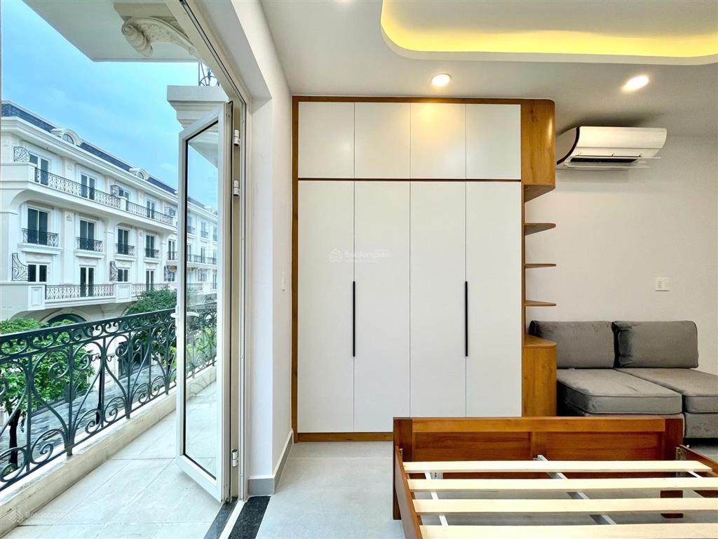 Căn hộ full nội thất nhà mới cao cấp, 100% vạn phúc city, thang máy hầm xe. giá 7.9 triệu