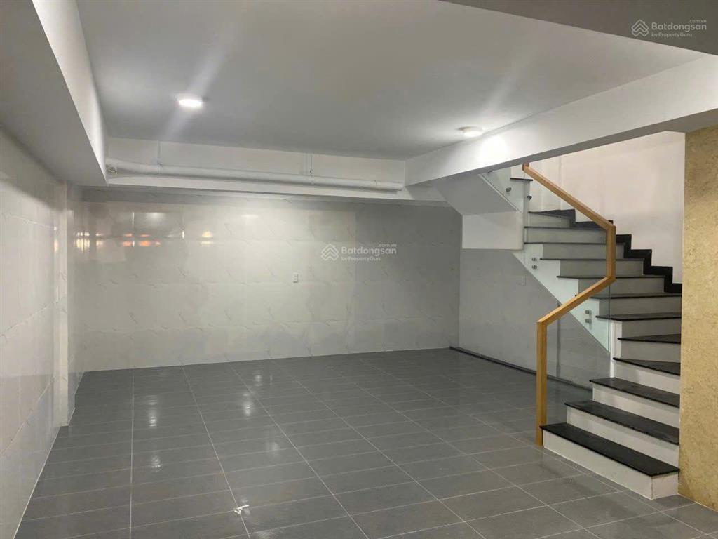 Chủ nhà bán đường lớn 20m ô tô đậu thoải mái (5x22m=110m2), hầm 5 tầng, thang máy, sổ hồng riêng