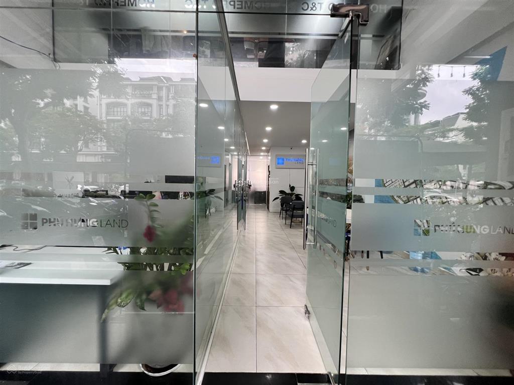 Bán mặt tiền nguyễn thị nhung 7x20m, 6 tầng trục chính kinh doanh tốt, kdt vạn phúc, đường lớn 35m