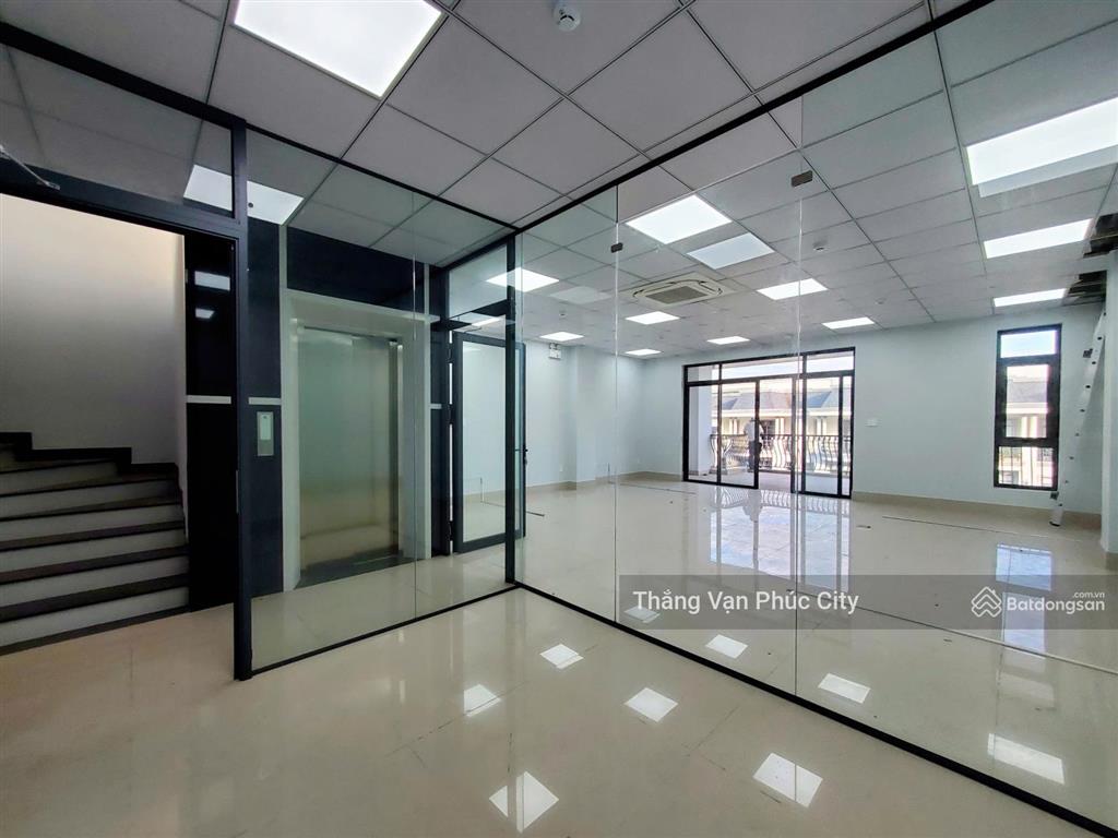 Đường số 7, kđt vạn phúc, 7x21m, đường lớn 20m, thông ra trục đường chính, kinh doanh buôn bán tốt