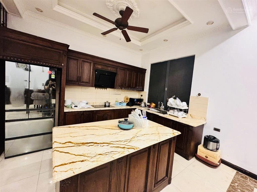 Cho thuê biệt thự anh đào vinhomes riverside full nội thất chỉ 45tr/tháng