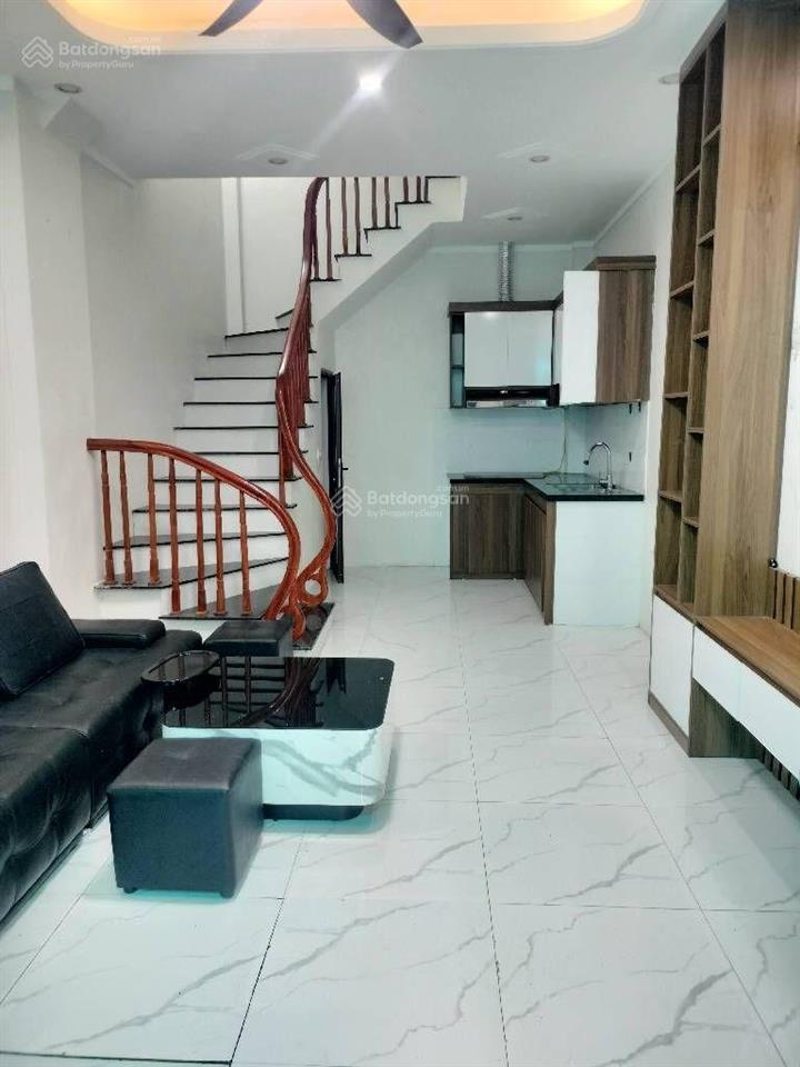 Siêu phẩm phố lụa hà đông  nhà đẹp ở ngay  dt 40m2  5 tầng  7,68 tỷ