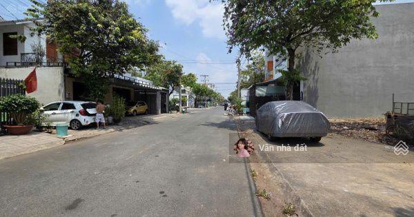 Trung tâm tây hồ, lô đất vàng
diện tích 150m mặt tiền hơn 18m siêu vip