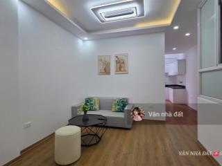 Căn hộ chung cư tây hồ 54m 2pn ban công full đồ ở ngay sổ đỏ chuẩn. chào 2.95 tỷ