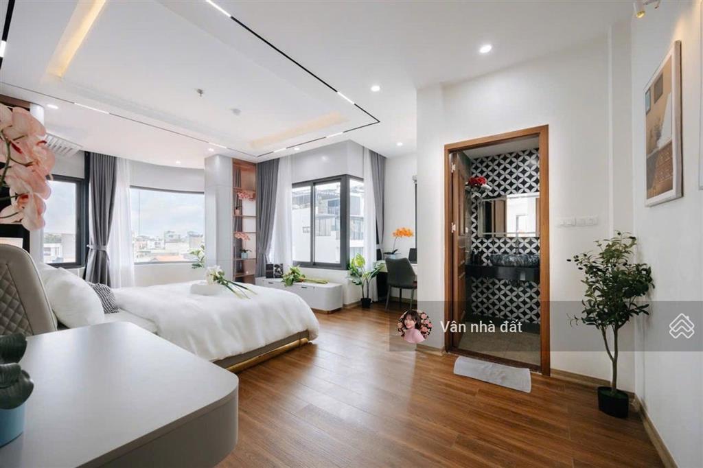 Siêu phẩm apartment dòng tiền phố vip trịnh công sơn 170m 8 tầng mặt tiền khủng 10m