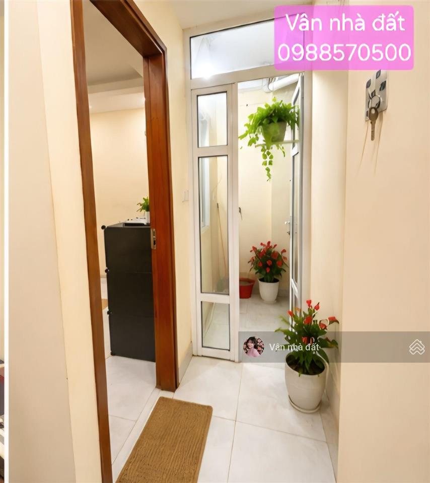 Lạc long quân, tây hồ, chỉ 1,65 tỷ sở hữu căn hộ đẹp ở ngay khu trung tâm, nhà đẹp ở ngay