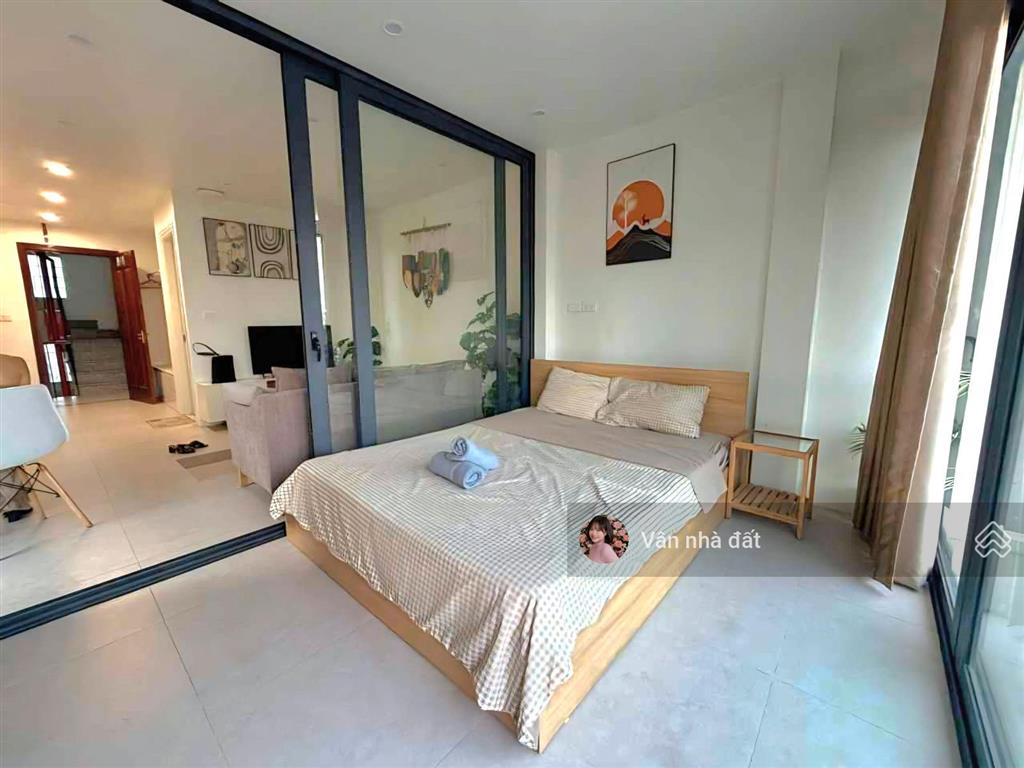 Siêu phẩm view hồ tây, trịnh công sơn, 60m 8 tầng thang máy cách ô tô chỉ 20m