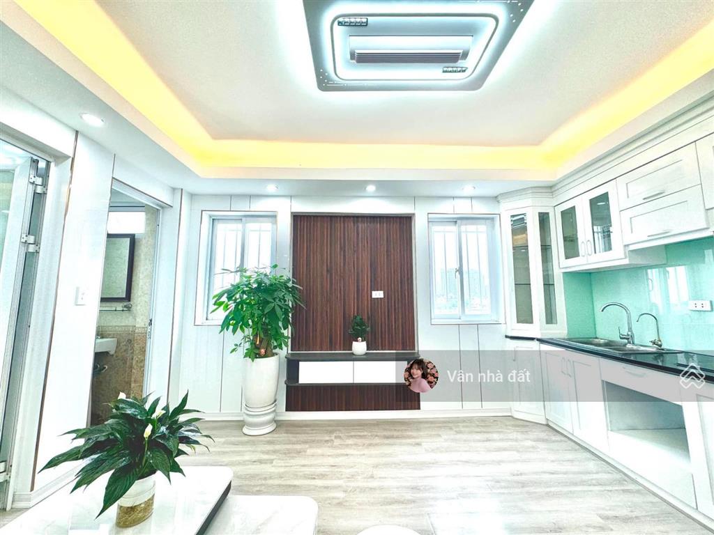 Ccmn thụy khuê hơn 50m2, 2pn chỉ hơn 2 tỷ